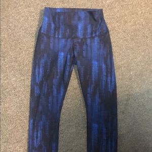 High waisted lululemon pants!